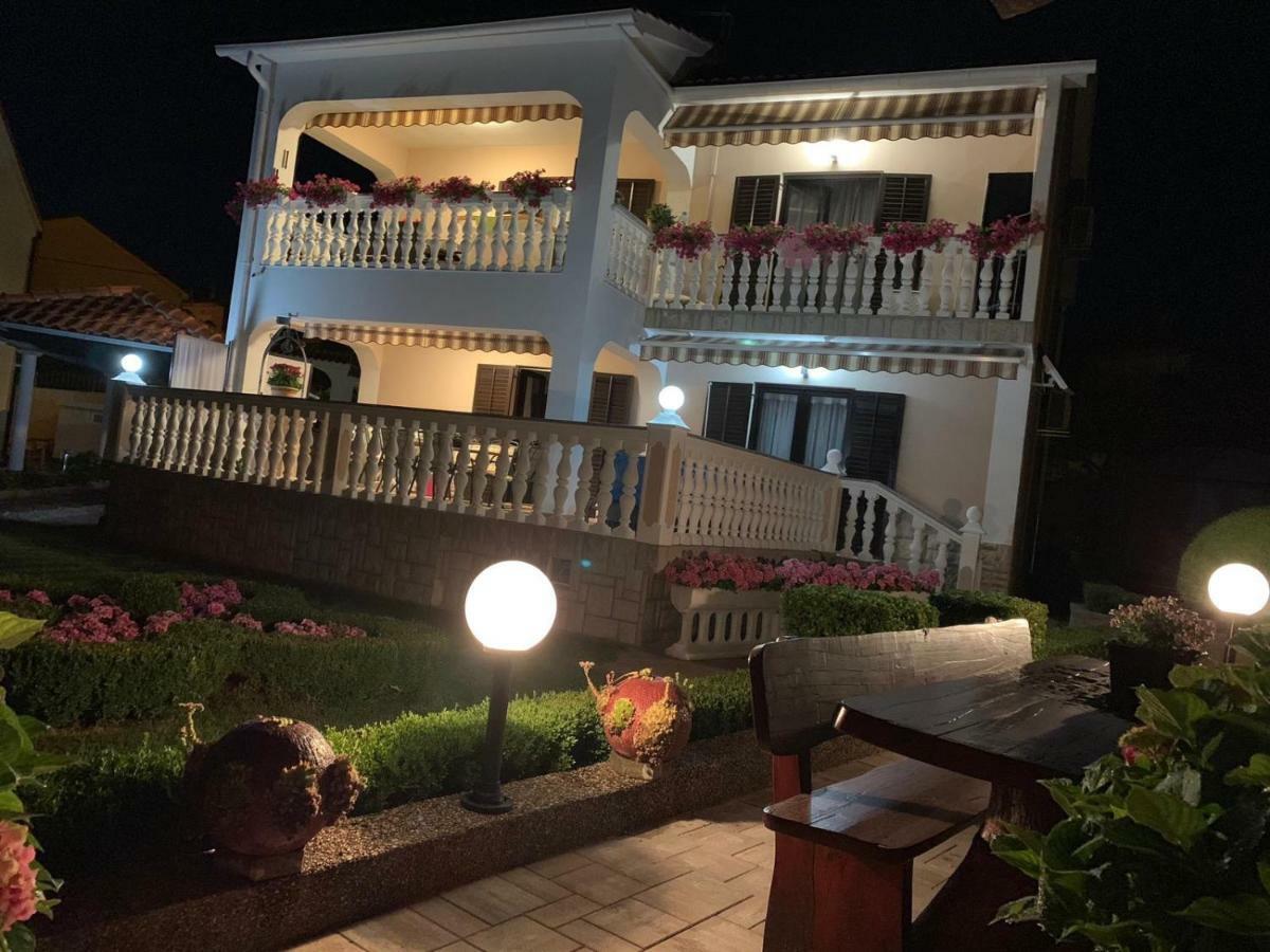 Apartment Smilja مالينسكا المظهر الخارجي الصورة